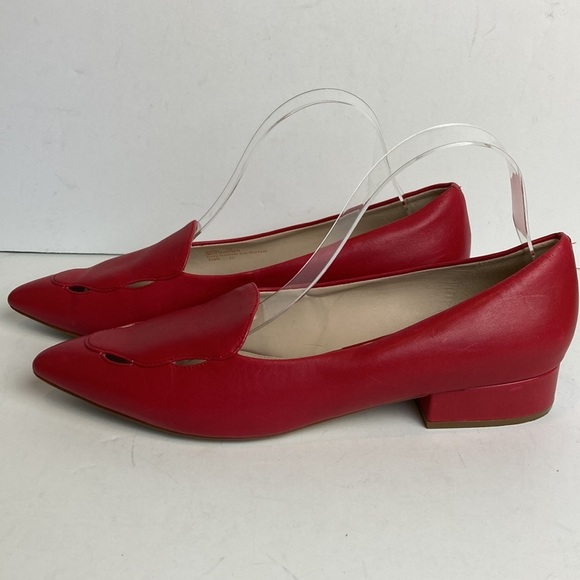 Cole Haan Leah Skimmer Pointed Toe Scallop Cut-outs Flats Sz 11 Tango Red Office - Picture 3 of 16